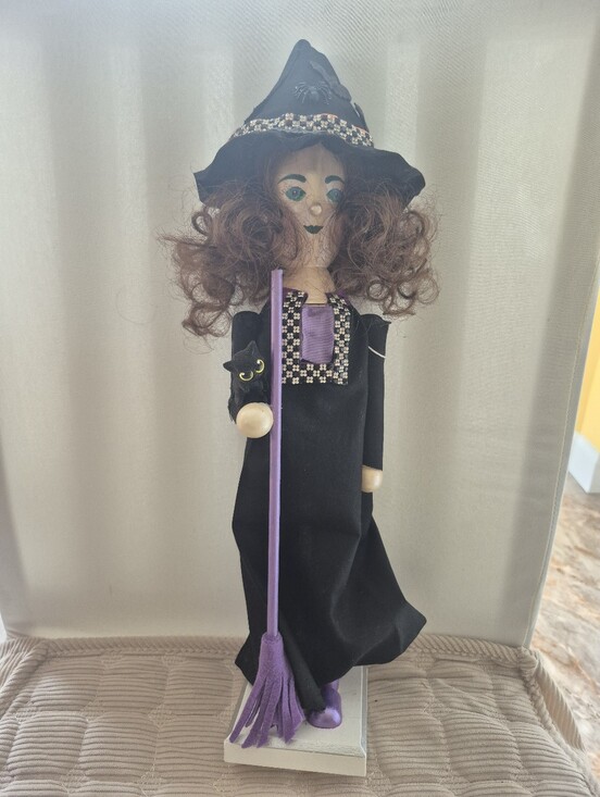 None Other - Nutcracker Witch Green And Purple
